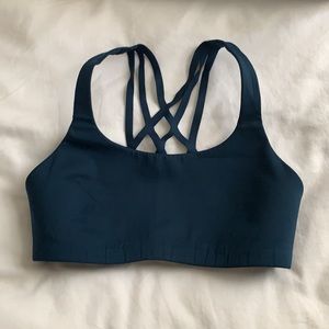 Lululemon Invigorate Sports Bra - 10